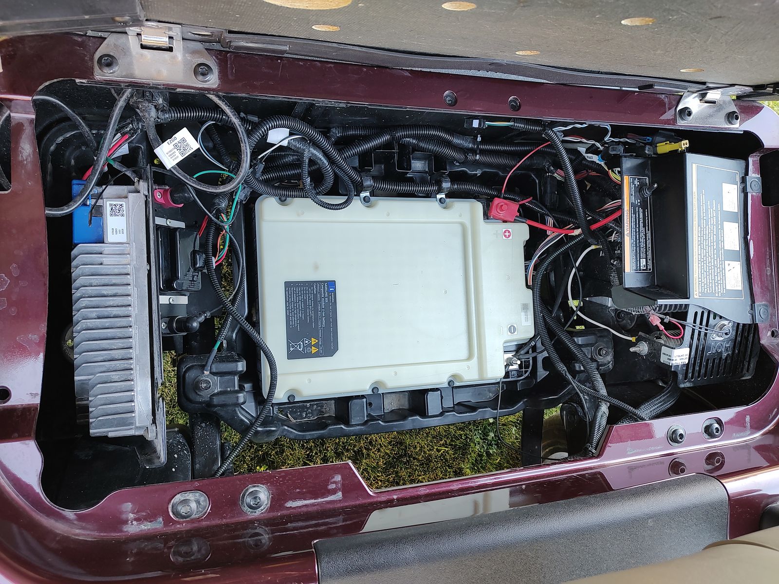 Main image 6