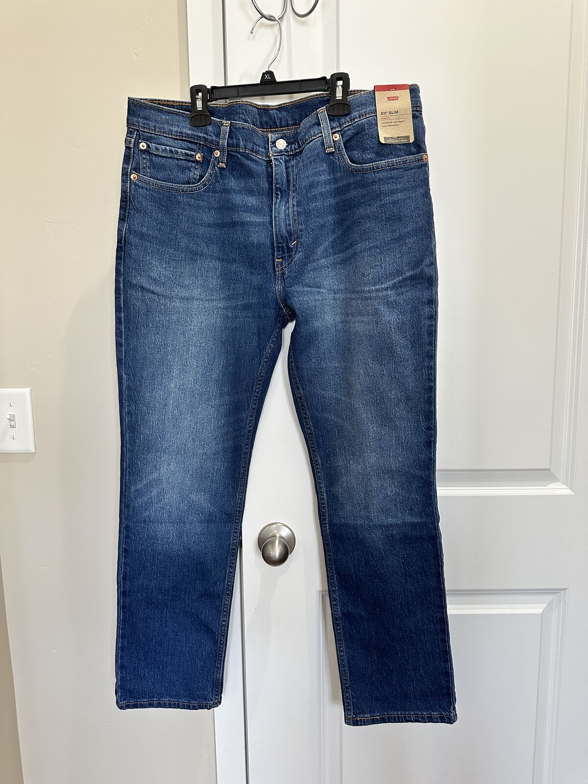 BNWT Levi's 511 slim Men's denim jeans, 38Wx30L