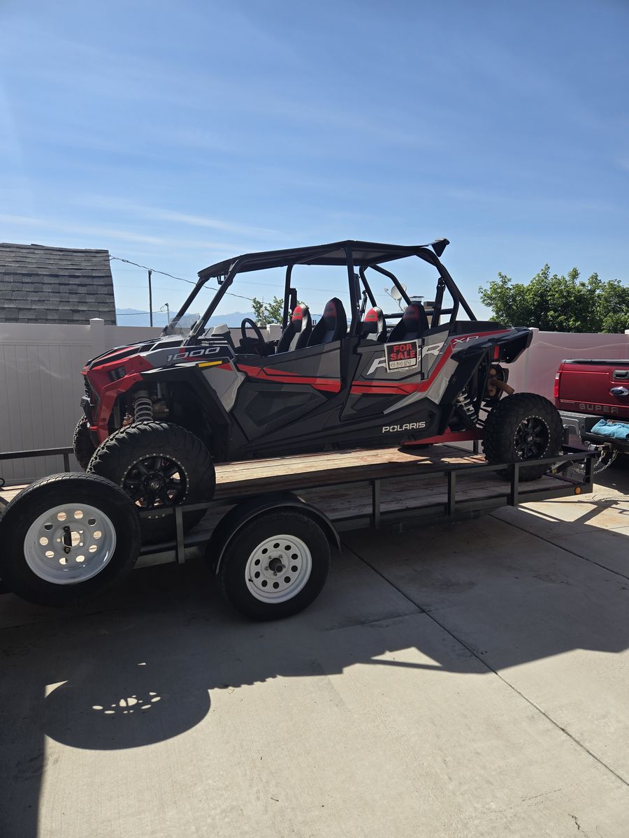 2022 RZR XP1000  Premium