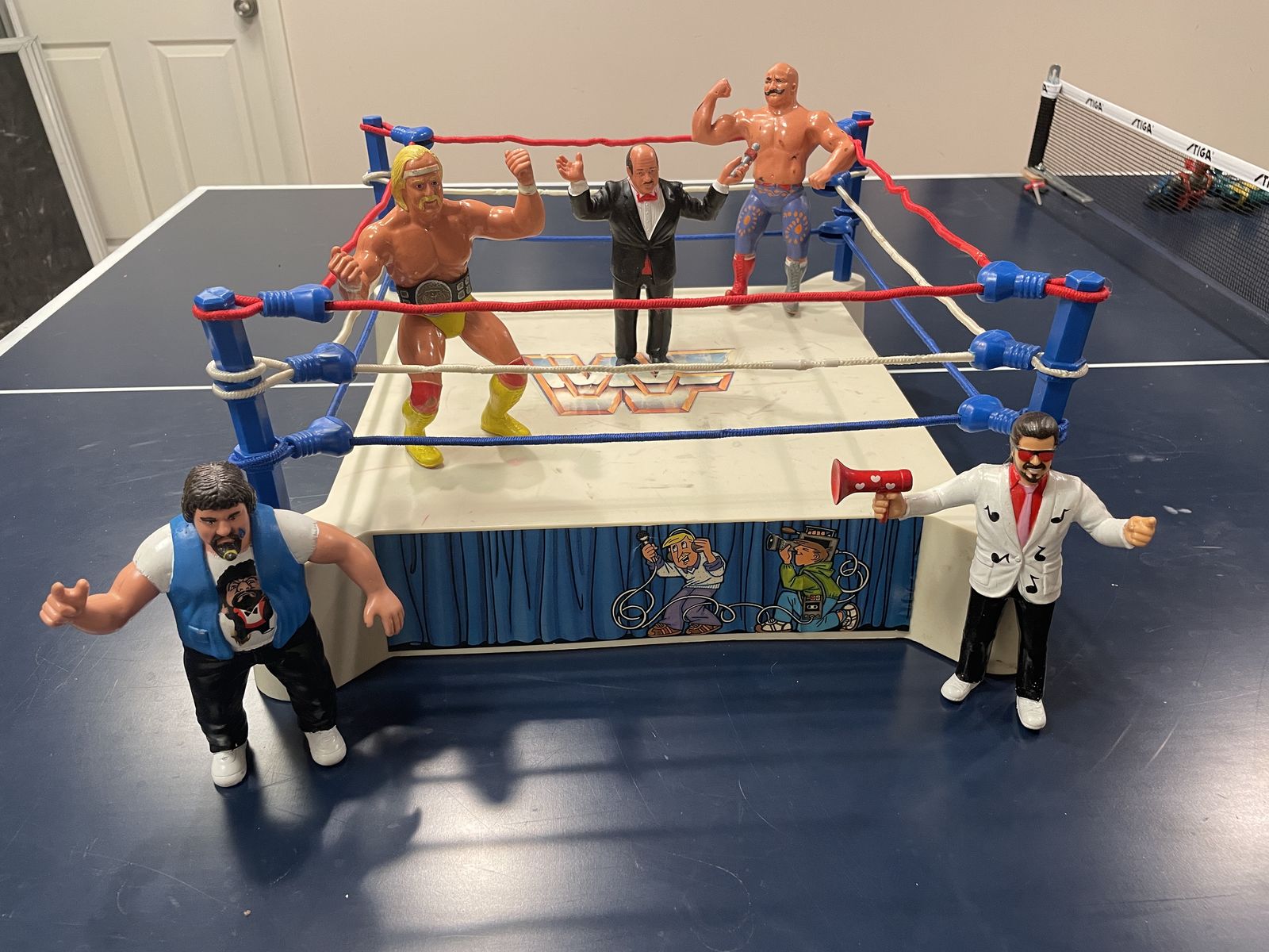 WWF Wrestling Superstars Figures and Ring – Vintage from 1980’s Original Hulk Hogan