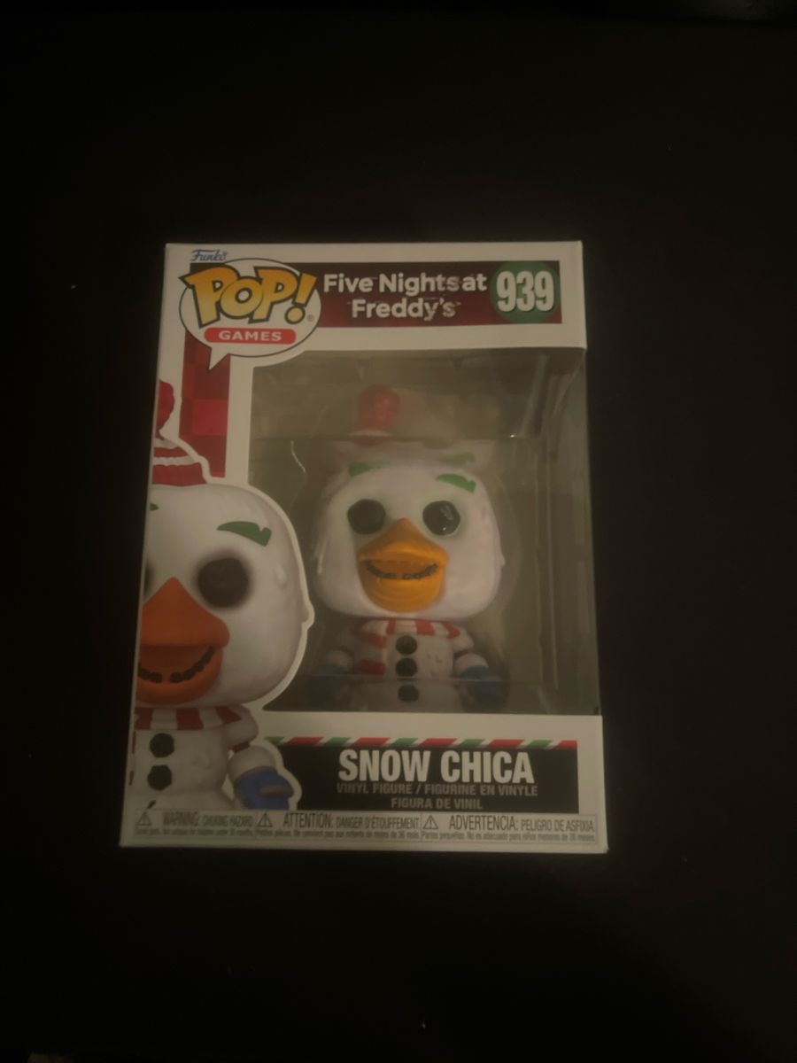 Funko POP! Games Five Nights at Freddy's 939 Snow Chica Vinyl Figure Collectible New