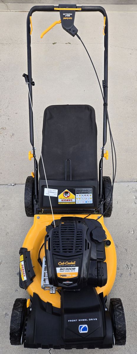 Cub Cadet SC300B Mower