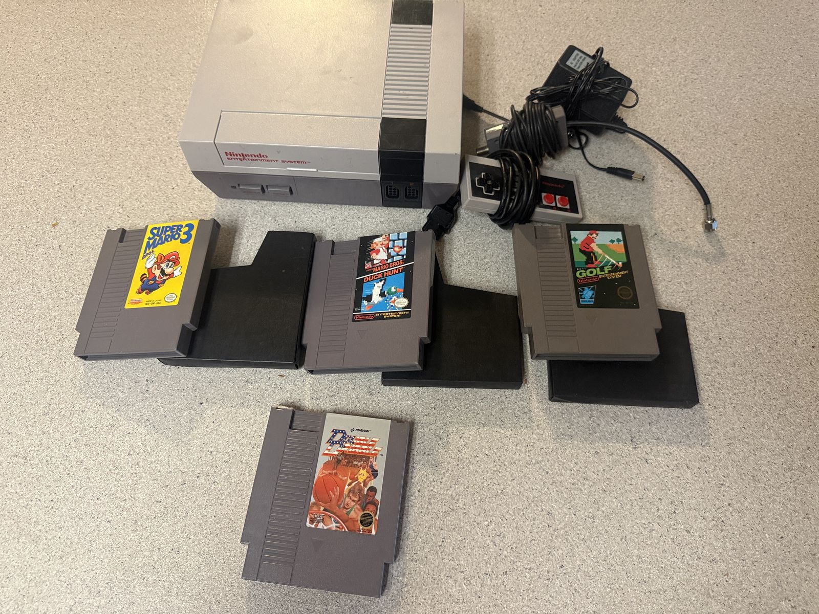 NES Original Nintendo Console Bundle w/ Super Mario Bros 1 & 3 + 2 OTHER GAMES
