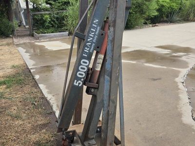 Engine Hoist