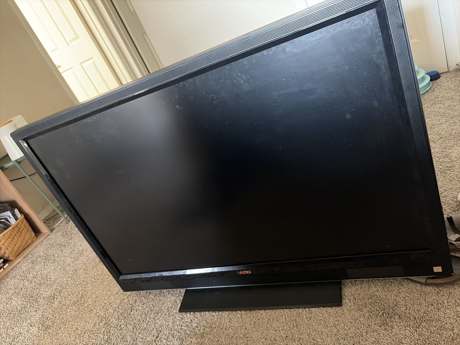 Vizio Flat Screen TV with Roku streaming stick and Remotes