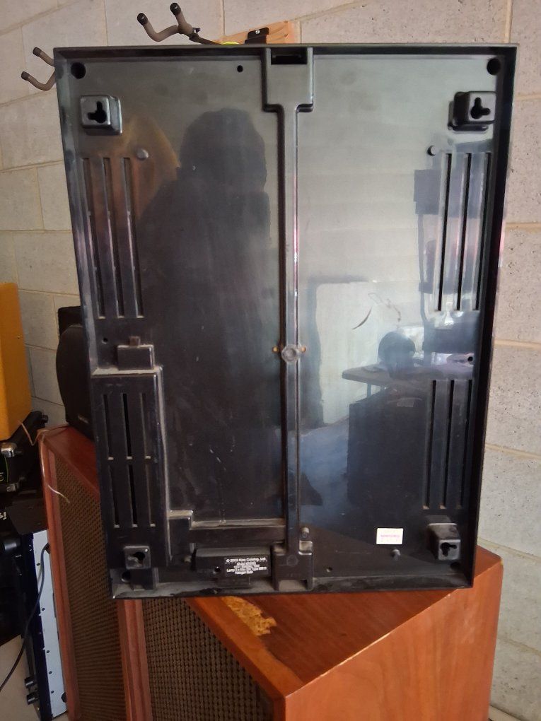 Main image 6