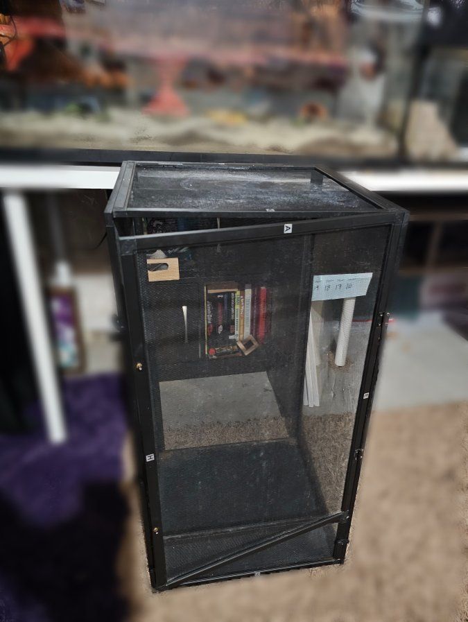 Reptibreeze enclosure