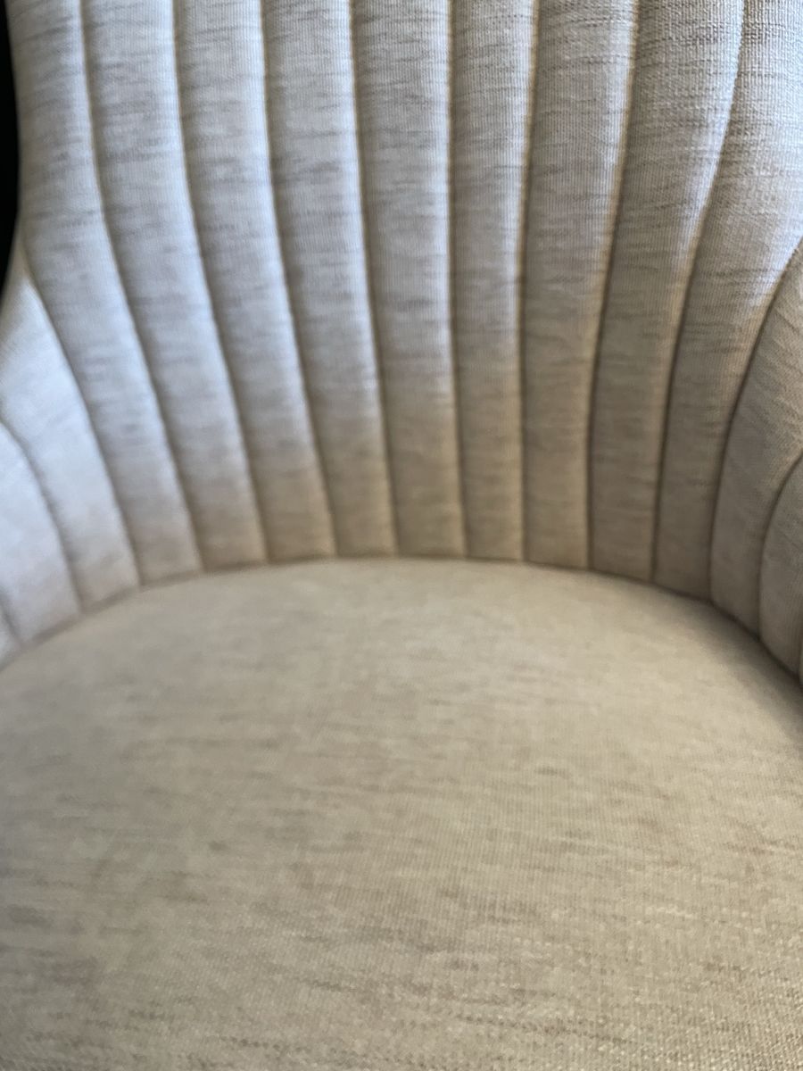 Main image 5