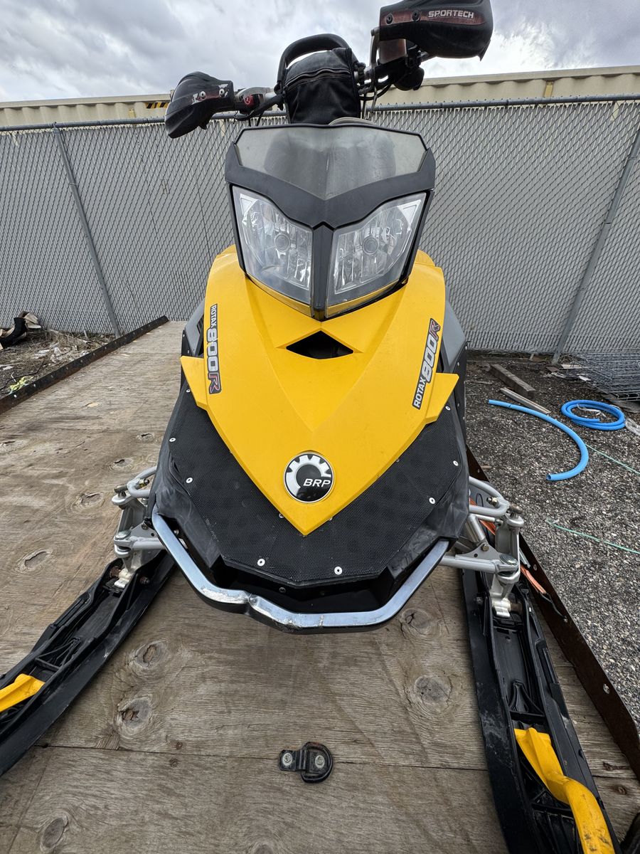 2008 Ski Doo Summit 800R