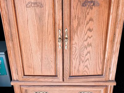 Wood TV / Entertainment Cabinet