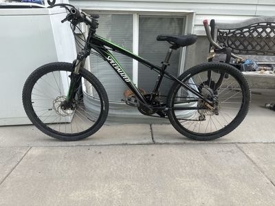 Specialized Hardrock 24 Disc mountain bike