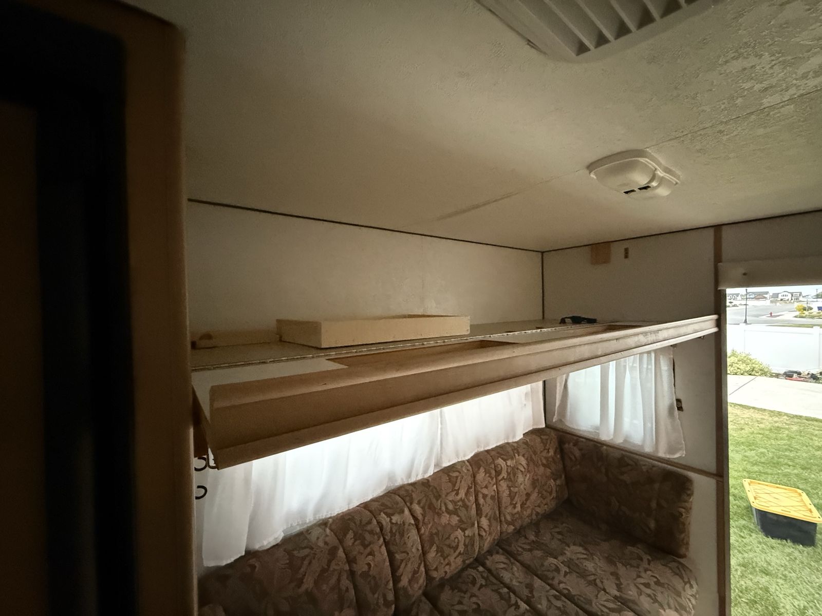 Main image 7