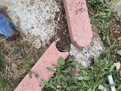 Red border brick