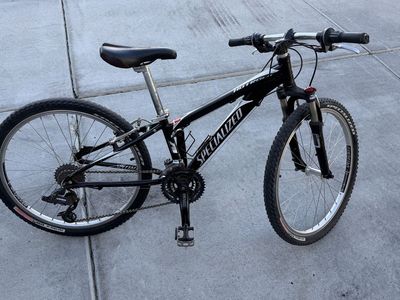 specialized hot rock youth bike 24' tires
