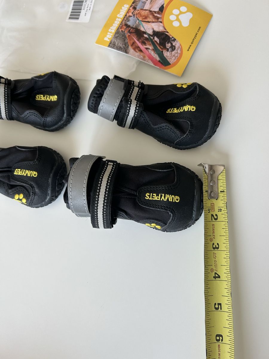 Qumy Pets Black Dog Shoes Booties Set of 4 with Reflective Straps