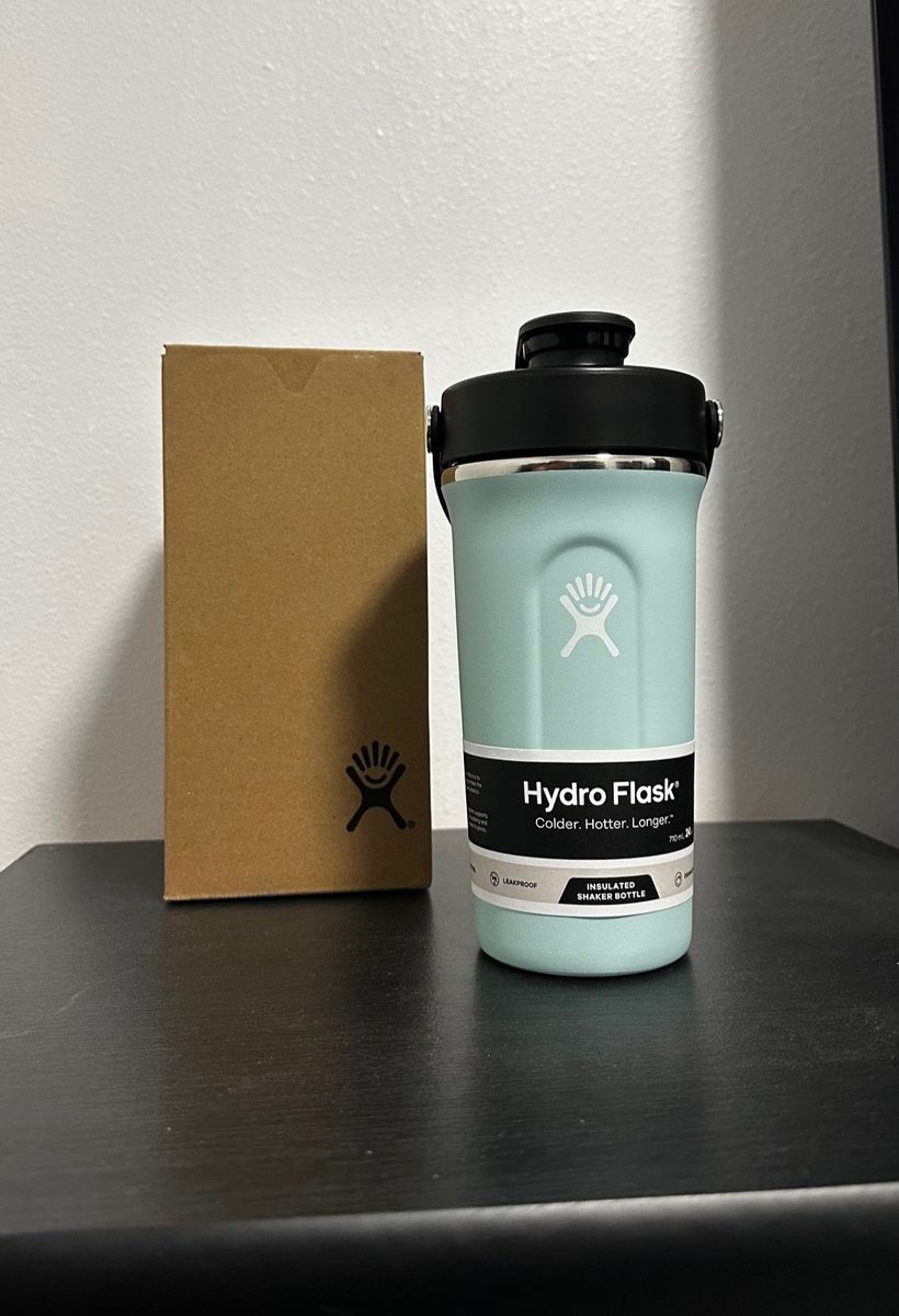 NEW – Hydro Flask Shaker Bottle – Dew