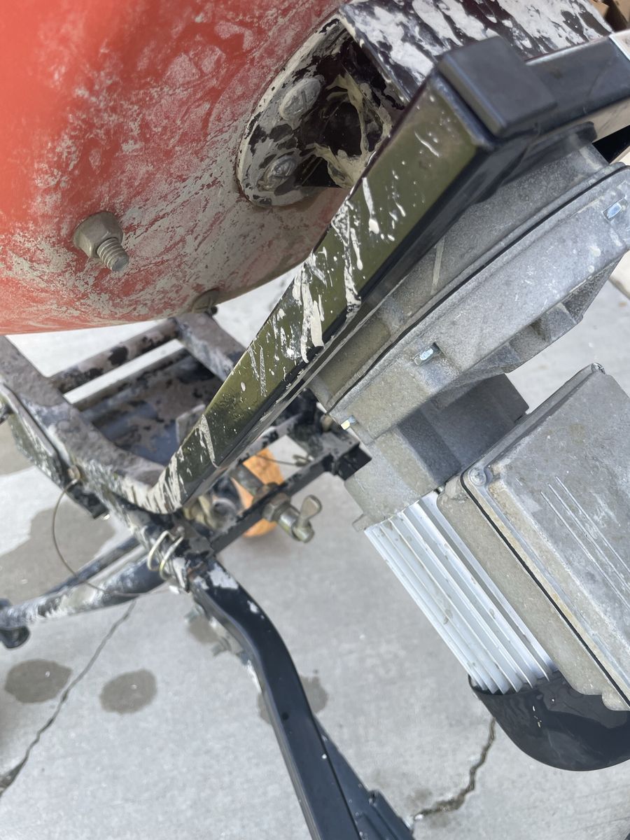Main image 11