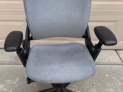 1 STEECASE V1 LEAP CHAIR GREY FABRIC