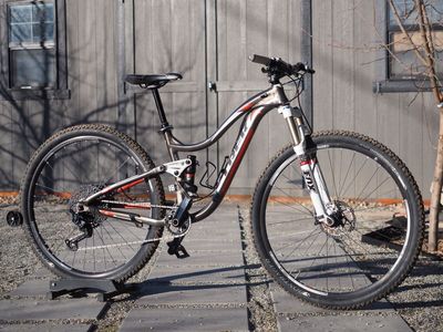 2013 Trek Lush 29 SL (Women's), Upgraded with SLX 1x12, 1Up Dropper Seatpost