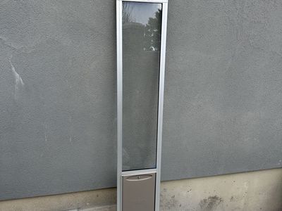 PetSafe Large Tall Sliding Glass Dog Door Insert – Excellent Condition