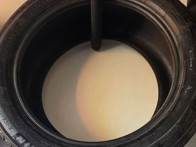 4 Snow Tires: Michelin X-Ice Snow (SUV) 275 45R 20