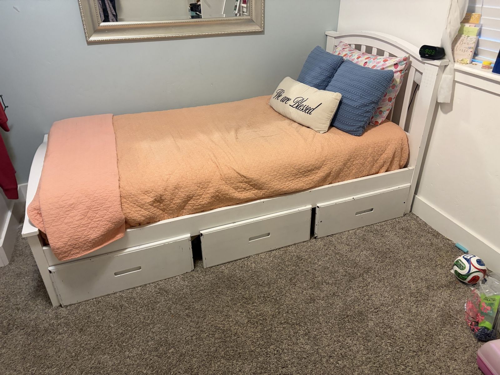 Twin bed with drawers