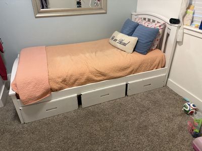 Twin bed with drawers