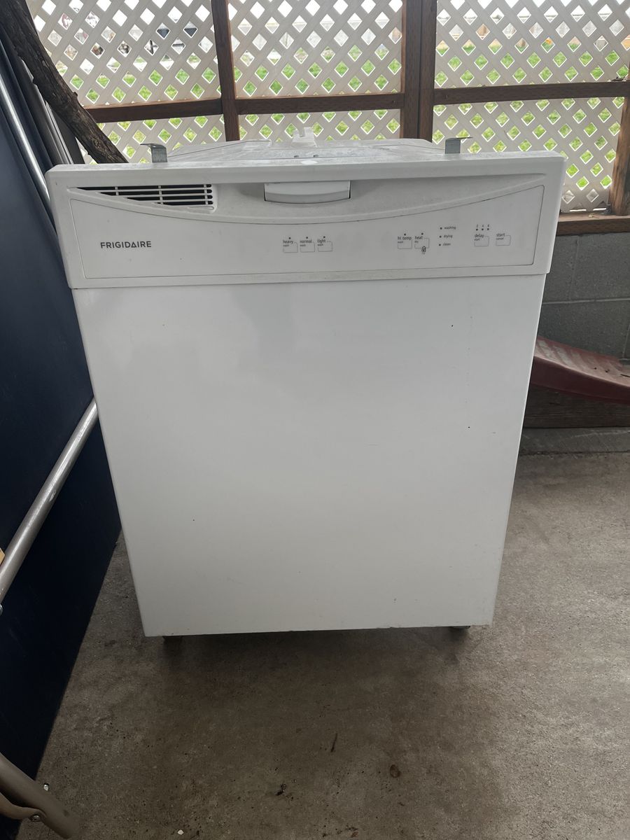 Dishwasher For Sale (Read Description)