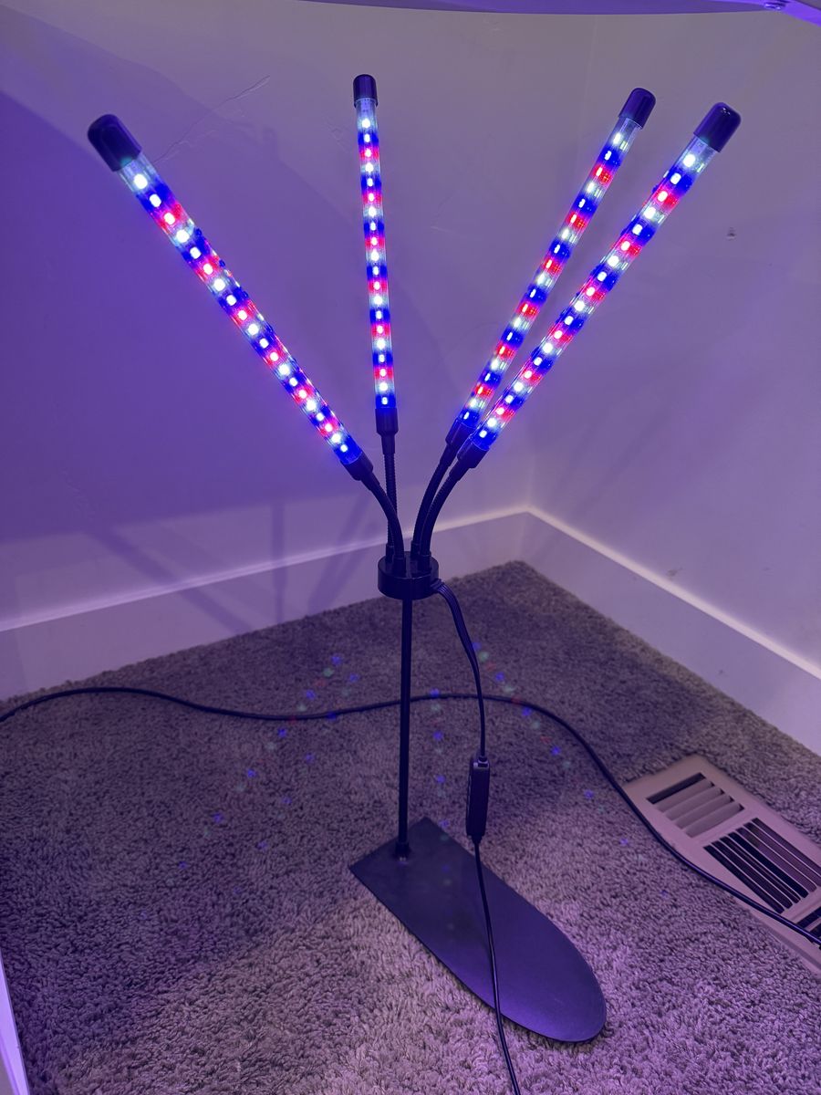 4-Head LED Plant Grow Light with Stand and USB Controller - Lehi Local Pickup