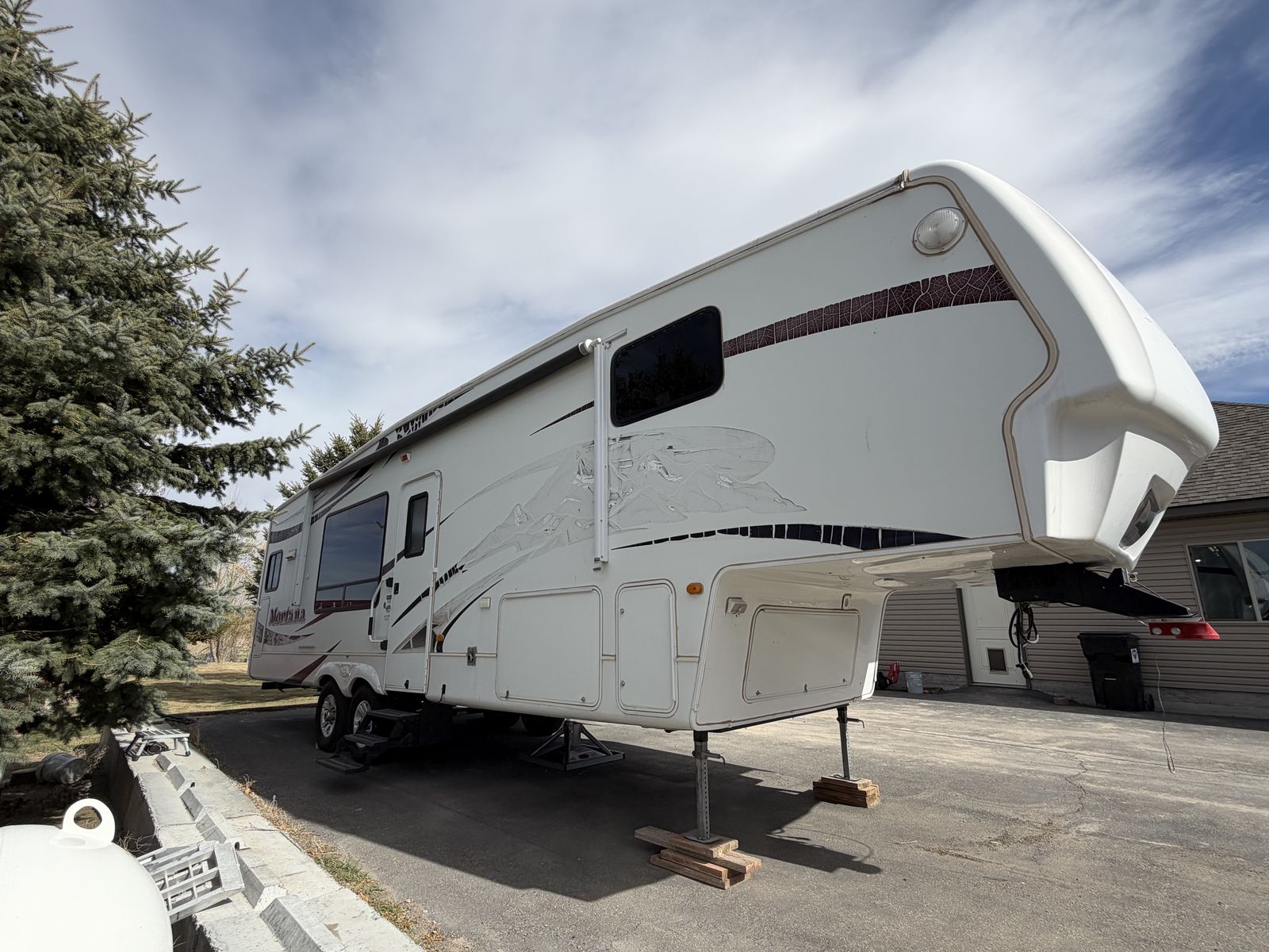 2008 Montana 3000RK RV
