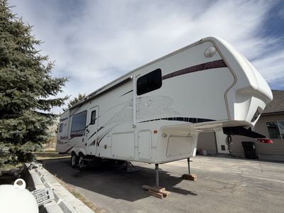 2008 Montana 3000RK RV