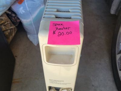 Space Heater - White/Off-White Portable Electric Tower Heater with Wheels - Works Great
