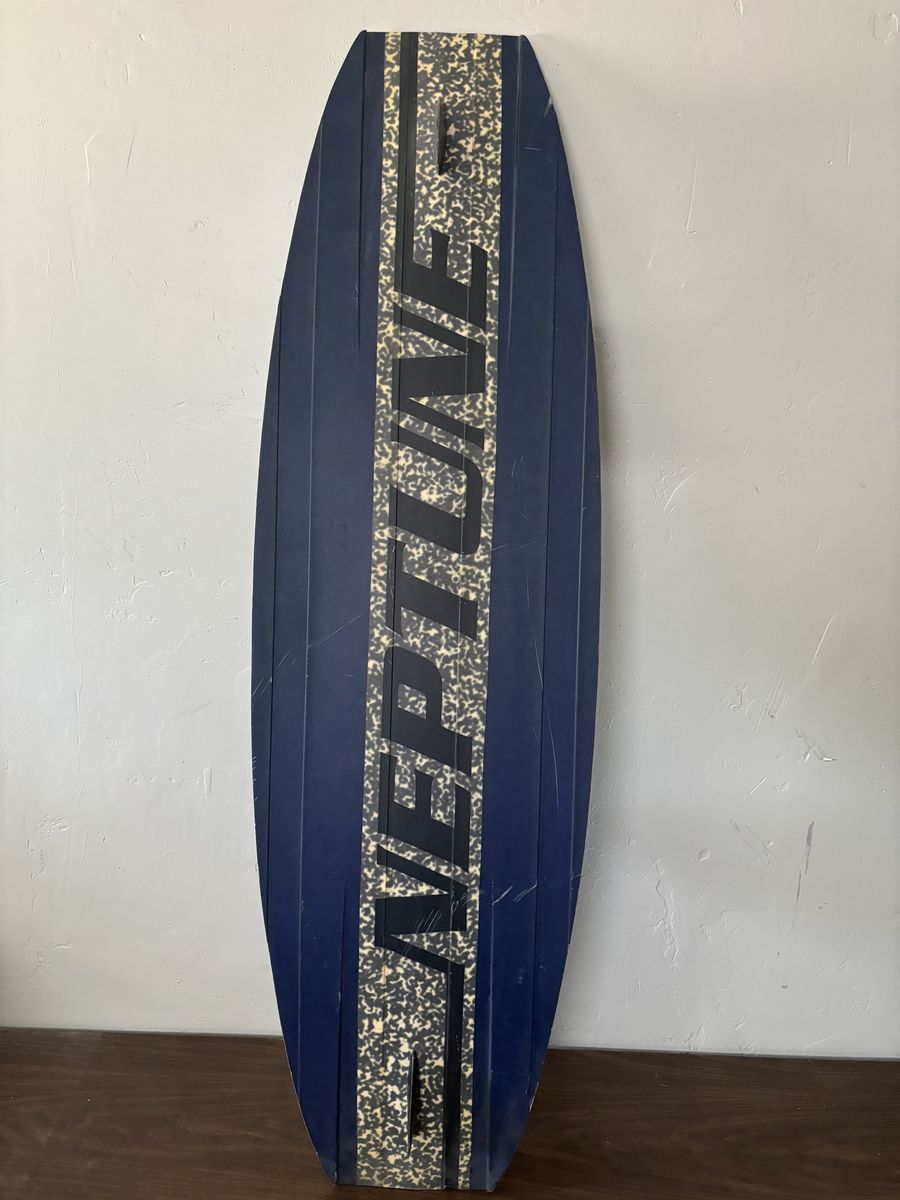 Neptune GTS wakeboard