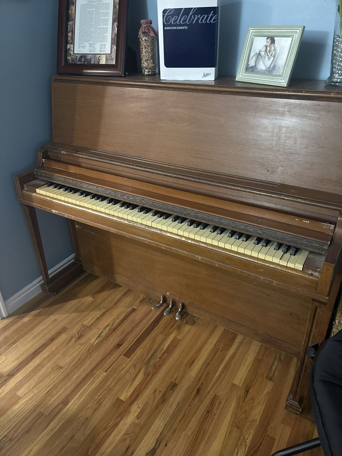 FREE Piano – You Pick Up