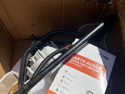 DC HOUSE 52cc 2-Stroke Gas Earth Auger (New)