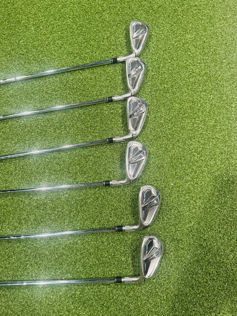 TaylorMade Sim 2 Max OS Irons