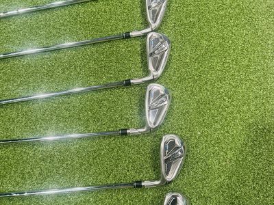 TaylorMade Sim 2 Max OS Irons