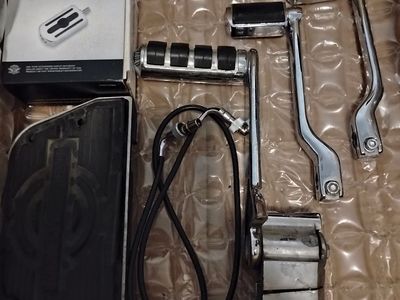 Miscellaneous Harley Davidson parts and shifters