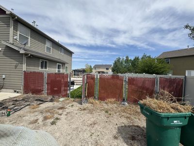Free dog run panels