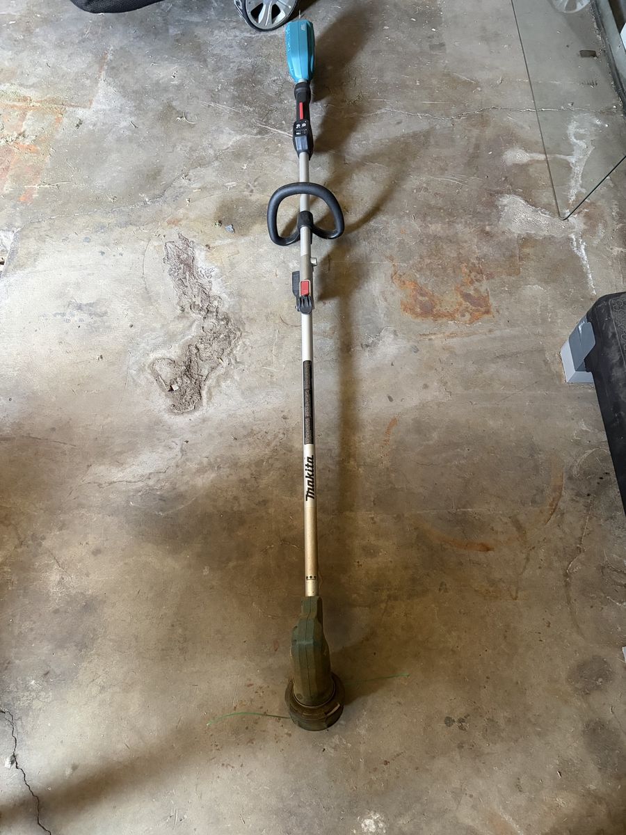 Makita Weed Whacker