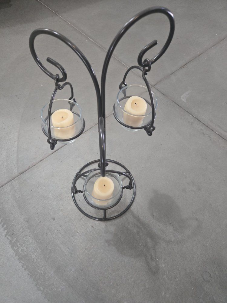Candle holder