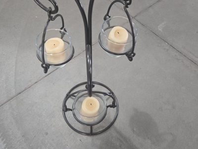 Candle holder