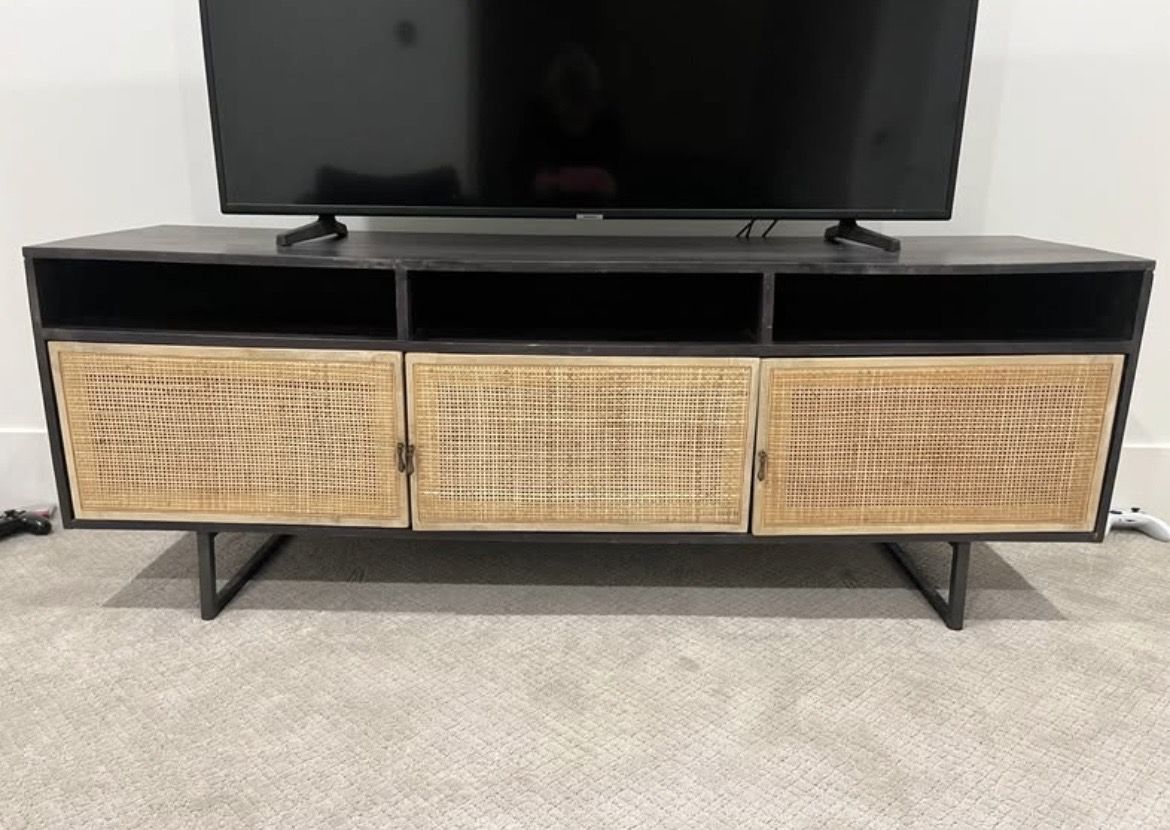 65 Tv Console