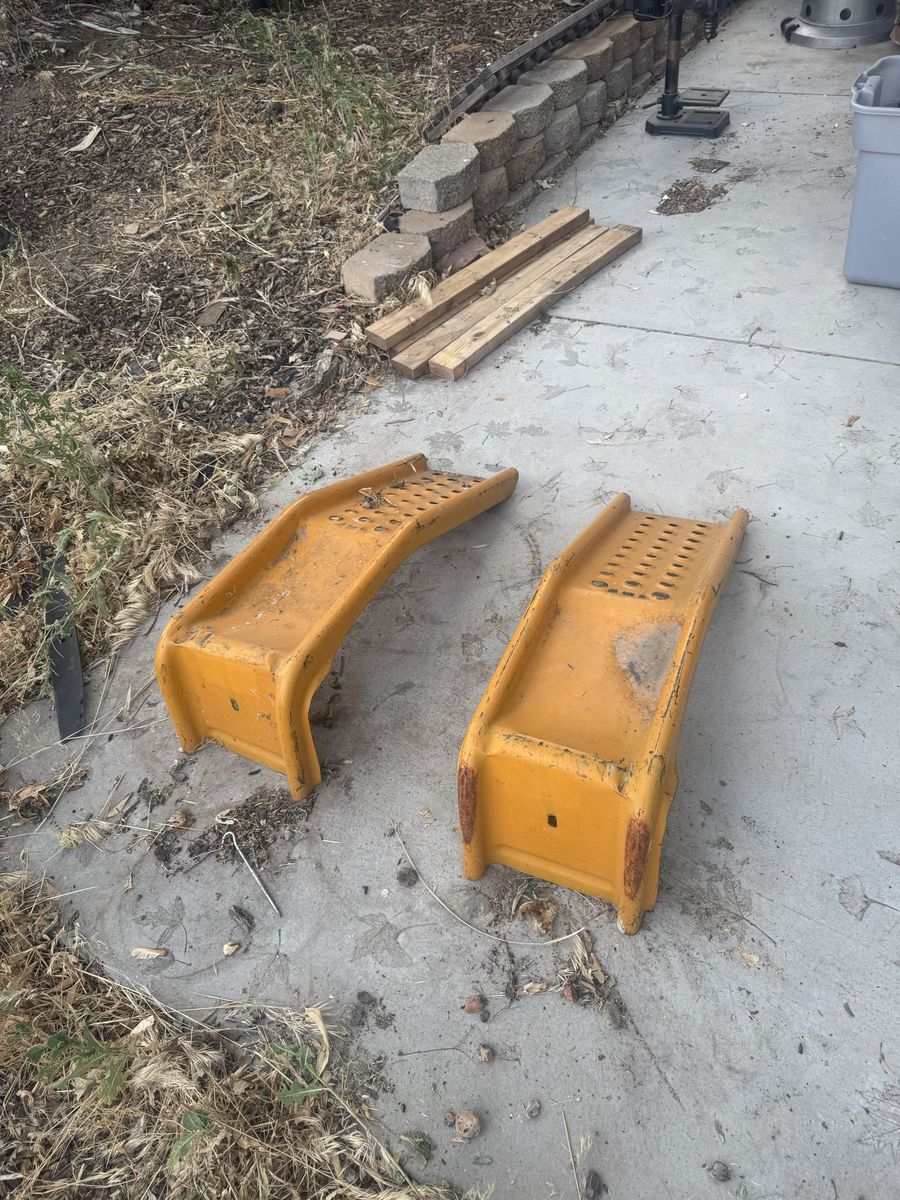 Yellow Steel Car Ramps - Set of 2, Heavy Duty Vehicle Maintenance Ramps