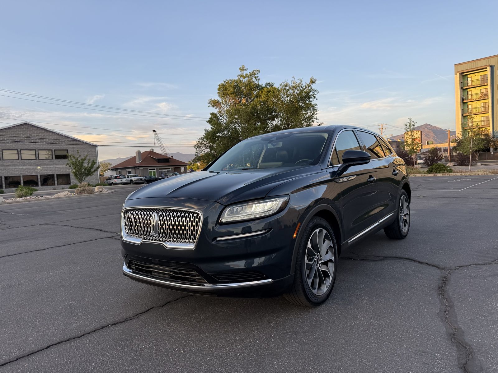 2023 Lincoln Nautilus Reserve