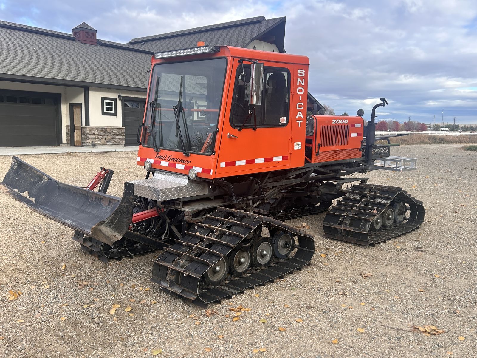 1989 Tucker Sno-Cat 2000C (Snowcat)
