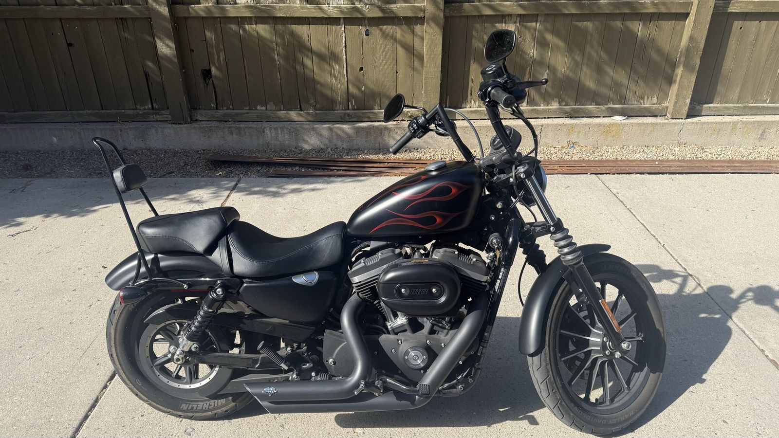 2015 Harley Davidson Iron 883 Sportster