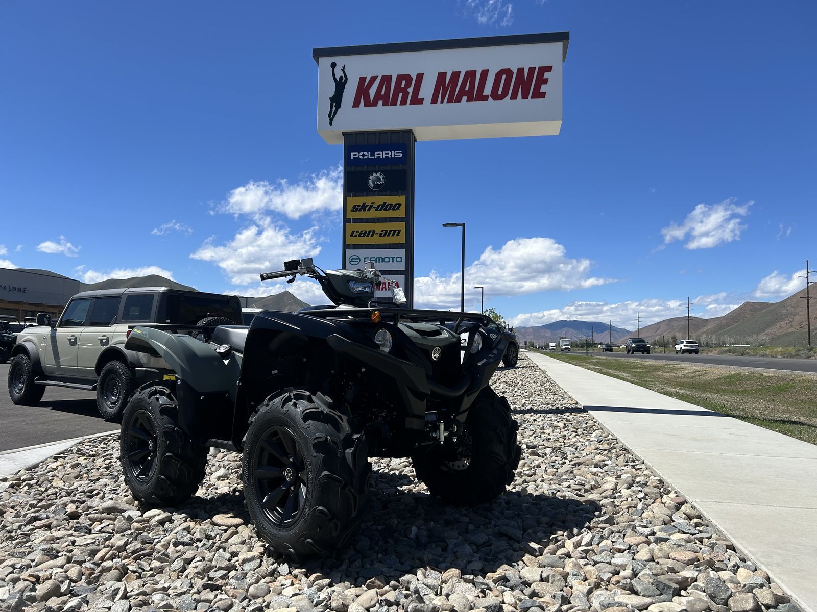 2026 Yamaha GRIZZLY EPS XT-R Moss Grey / Tactical