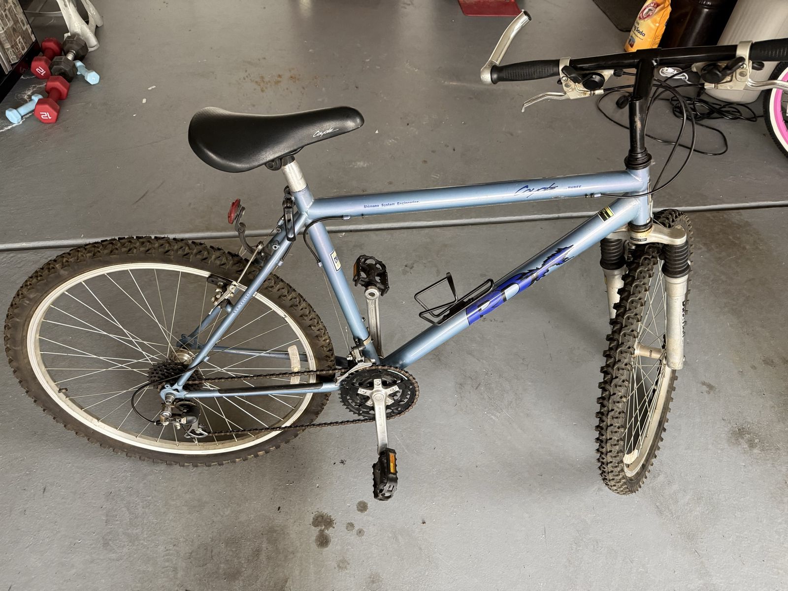 RD coyote mountain bike