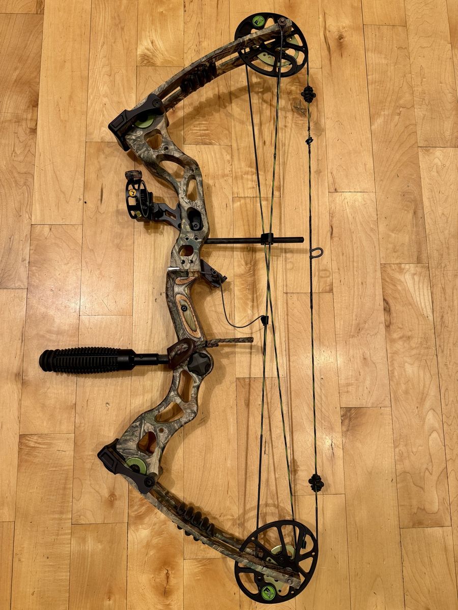Reflex (Hoyt) Rampage Bow